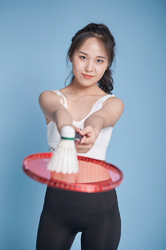 但远不及拜